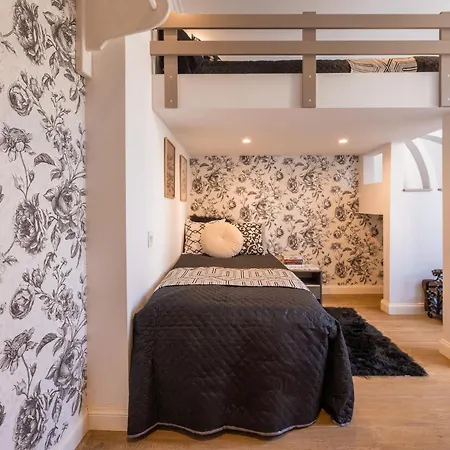 Homestay Encanto Townhouse *